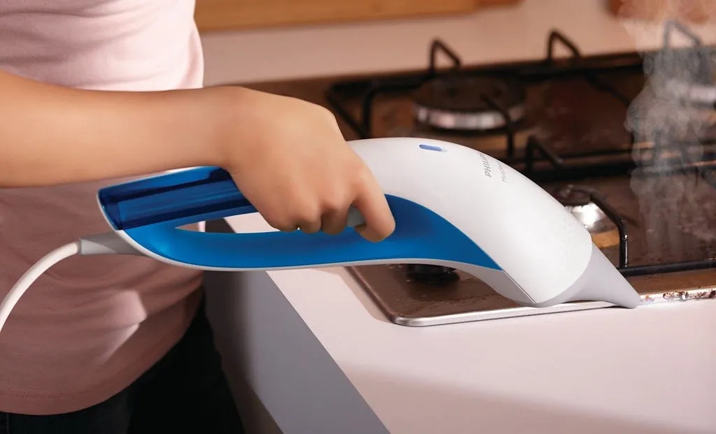 Пароочиститель Philips SteamCleaner Multi FC 7012 в Москве и Московской области от магазина Ammina