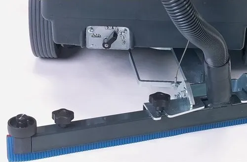 Уборочная машина Cleanfix RA 431 E в Москве и Московской области от магазина Ammina